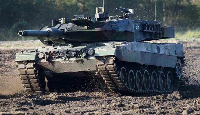 Tank Leopard 2 ve výzbroji německé armády.