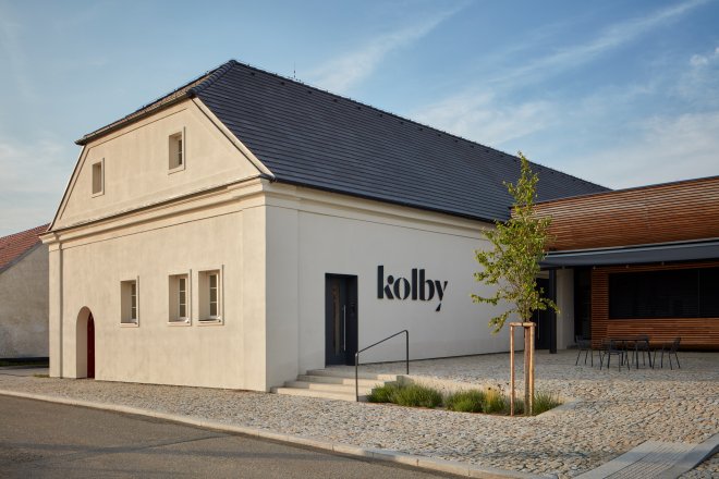 Vinařství Kolby z Pouzdřan získalo na prestižní soutěži Decanter World Wine Awards zlato.