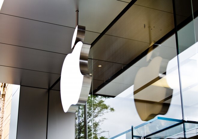 Apple už není nejhodnotnější firmou na světě. Předstihl ho saudský ropný gigant