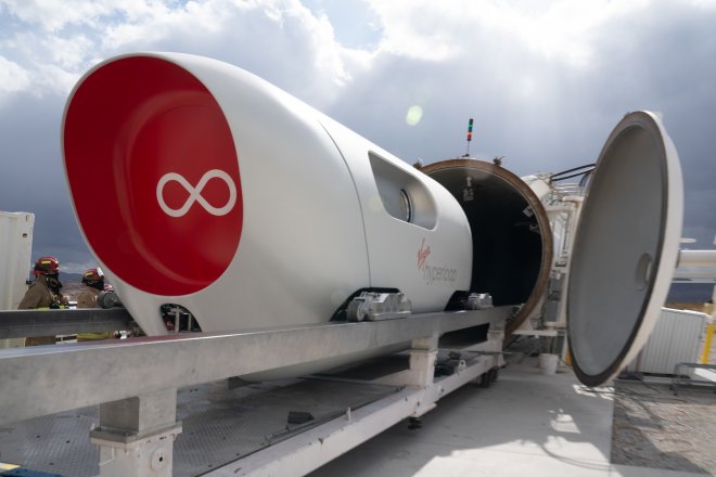 Měl být rychlejší než letadlo. Hyperloop posbíral miliardy a skončil