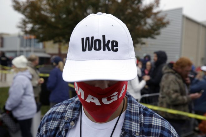 Tažení proti „woke“ vynáší Trumpovi stamiliony