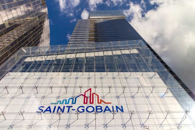 Saint-Gobain chystá největší akvizici za 400letou historii firmy