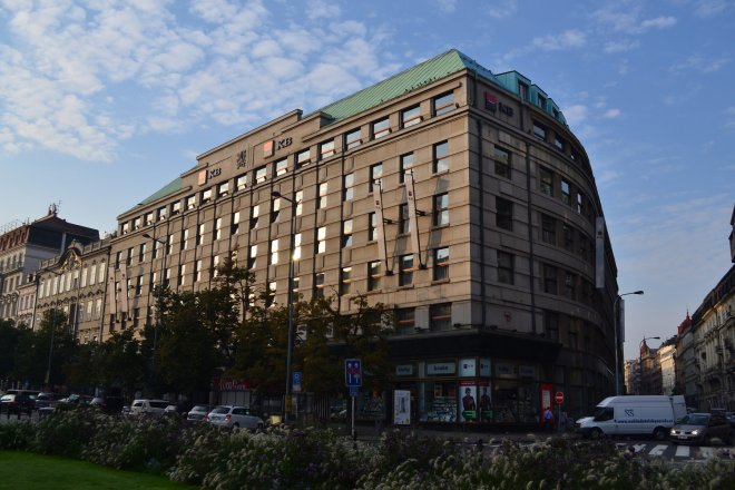 Praha vede exkluzivní jednání o koupi budovy na Václaváku