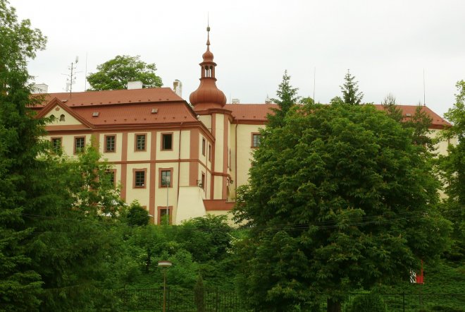 ÚZSVM nabízí počtvrté k prodeji barokní zámek Bezdružice