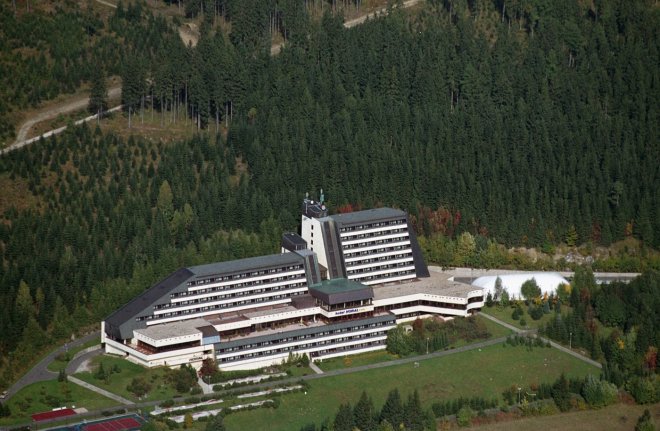 Hotel Horal ve Špindlerově Mlýně spravuje hotelová síť Oreo.