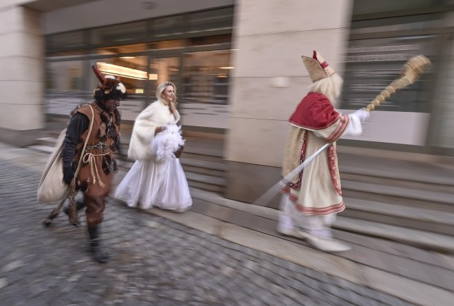 Mikuláš nenadělí všem. Pětina rodin válčí s rozpočtem