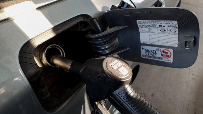 Evropě dochází nafta, varuje Morgan Stanley. Babišova vláda může znovu zasáhnout do cen