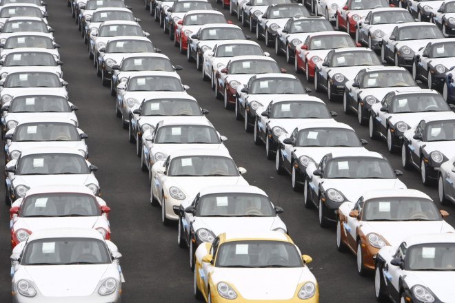 Tovární sklad automobilů Porsche