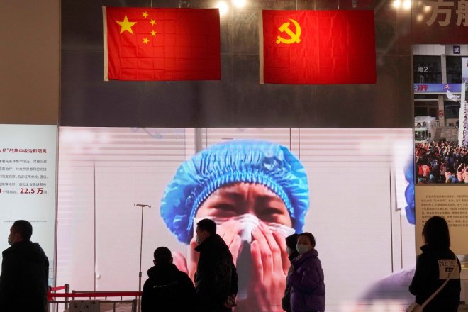 FBI: Čínský vir, který zabil miliony lidí, unikl z laboratoře