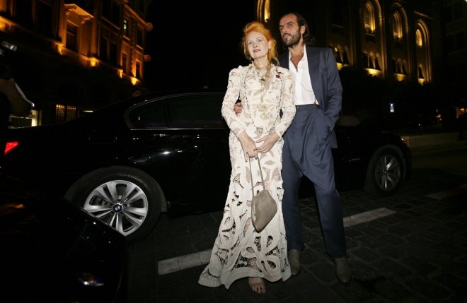 Návrhářka Vivienne Westwoodová s manželem