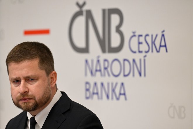 Aleš Michl, guvernér České národní banky, má v rukou růst ekonomiky. Zatím neselhává