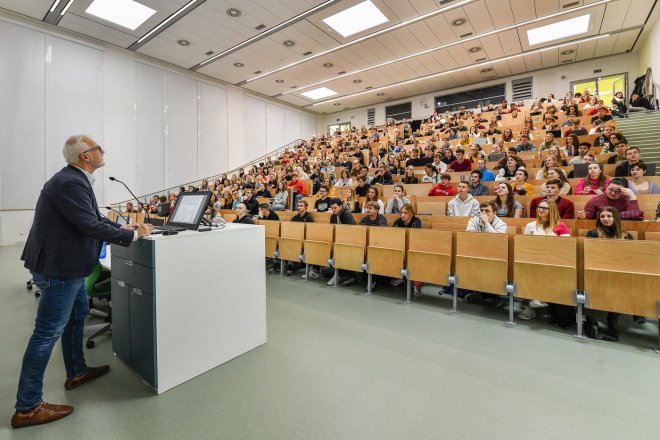 Univerzita Karlova, Lékařská fakulta