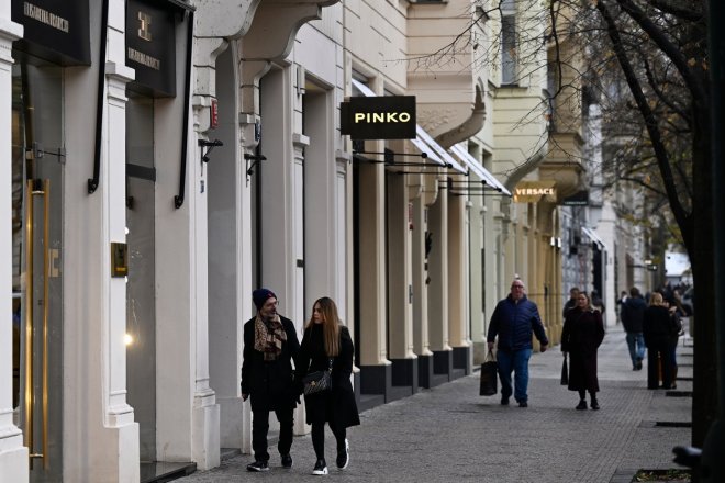 Praha přitahuje luxus. Pařížská dotahuje na nejdražší ulice na světě