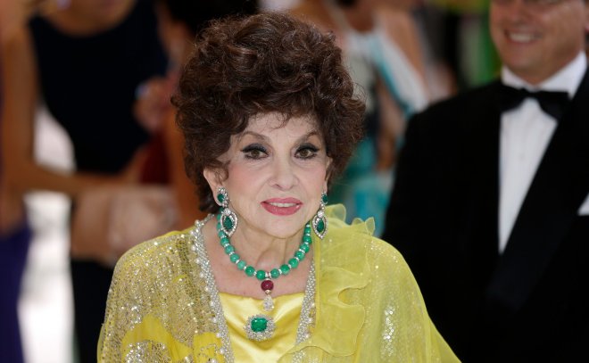 Italská filmová ikona Gina Lollobrigida zemřela, bylo jí 95 let.