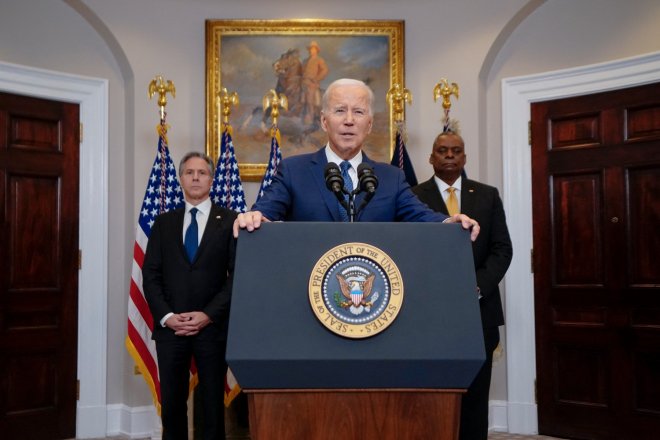Prezident USA Biden oznamuje další pomoc Uktrajině.