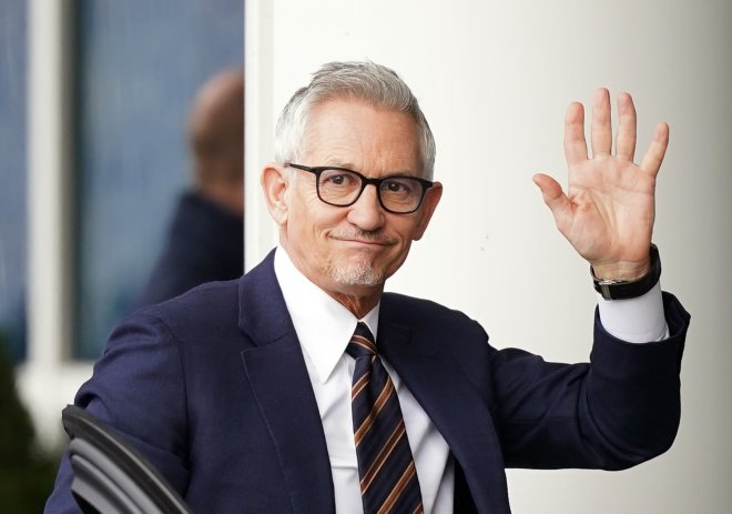 Bývalý kapitán anglické fotbalové reprezentace Gary Lineker bude opět uvádět fotbalový pořad na BBC.