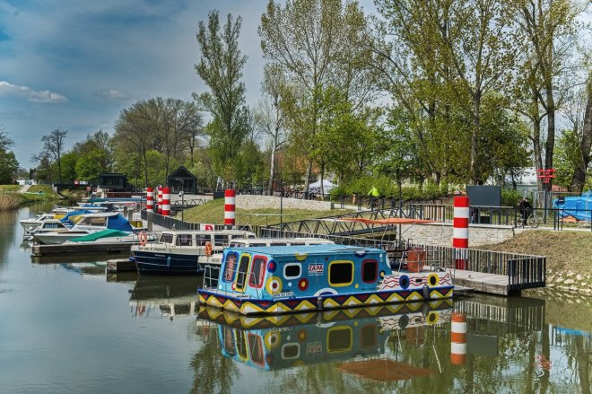 Do Baťova kanálu investuje stát ročně desítky milionů, počet turistů roste