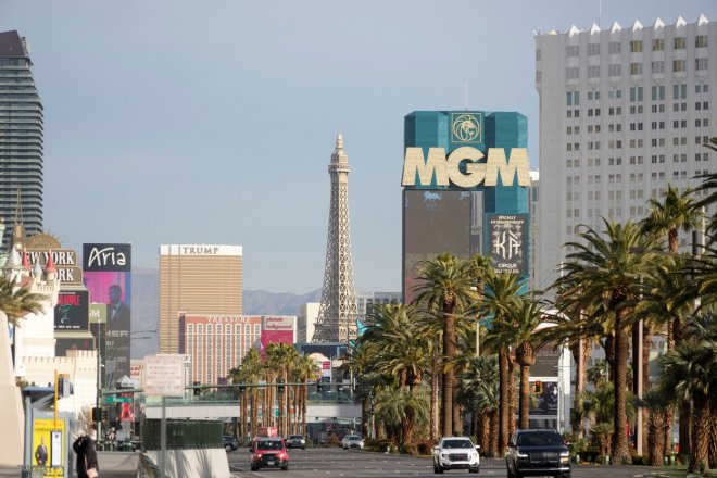 Kasinový byznys se na předcovidové úrovně vrací pomalu. A proslulým centrům rostou noví konkurenti. Na snímku casino MGM v Las Vegas.
