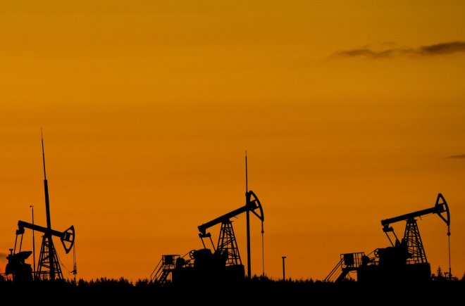 Ruská ropa už je na světovém trhu dražší než „západní“ ropa Brent