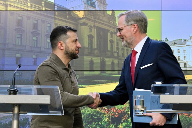 Tisková konference po jednání mezi českým premiérem Petrem Fialou a jednání s ukrajinským prezidentem Volodymyrem Zelenským