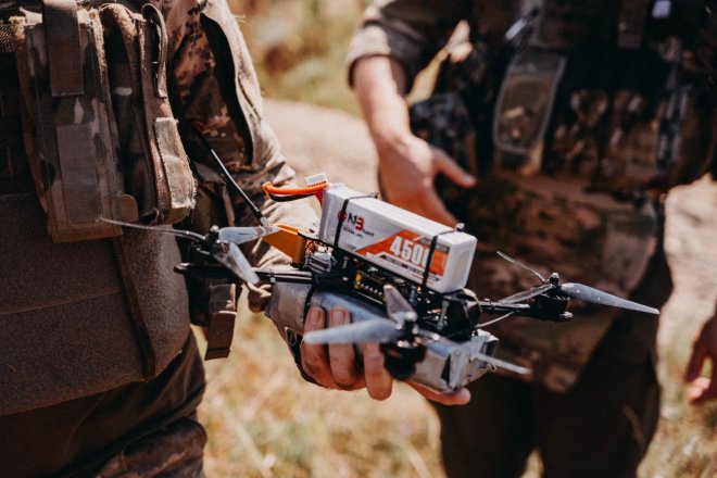 Češi vybírají peníze na 10 tisíc dronů pro Ukrajinu