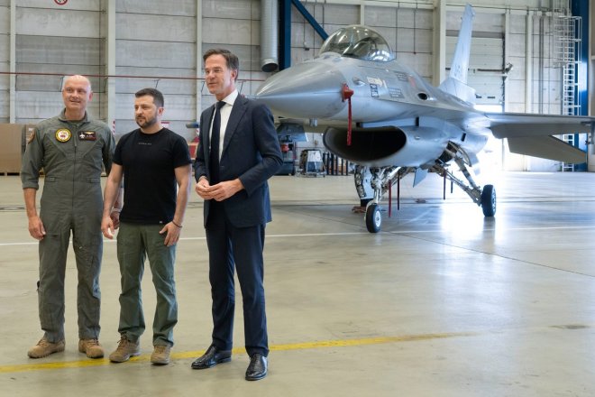 Ukrajina dostane nizozemské a dánské F-16