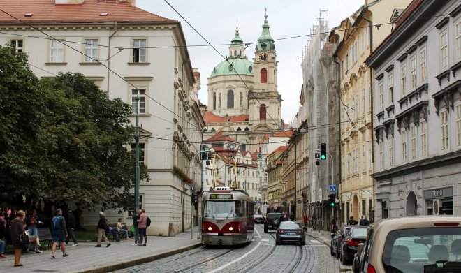 Dopravní kolaps se blíží ke Smíchovu