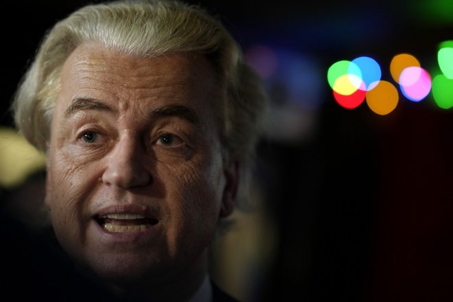 V nizozemských volbách zvítězila Wildersova krajně pravicová Strana pro svobodu