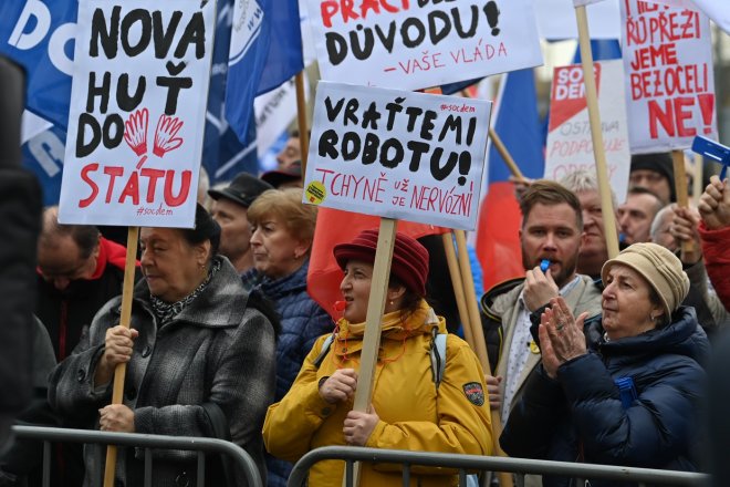 Na protest před Liberty Ostrava se sešly tisíce lidí