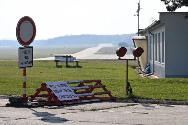 Armáda ČR chce na svém záložním letišti Líně postavit logistické centrum pro české vojáky i NATO a základnu aktivních záloh krajského vojenského velitelství.