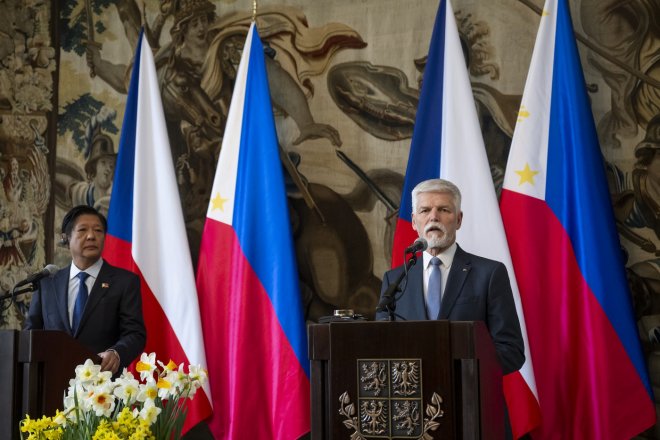 Prezident Petr Pavel (vpravo) a filipínský prezident Ferdinand Marcos mladší (vlevo), který je na oficiální návštěvě ČR