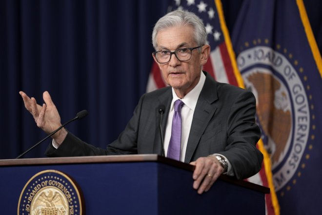 Fed oddaluje snižování úroků, možná až do druhé poloviny roku
