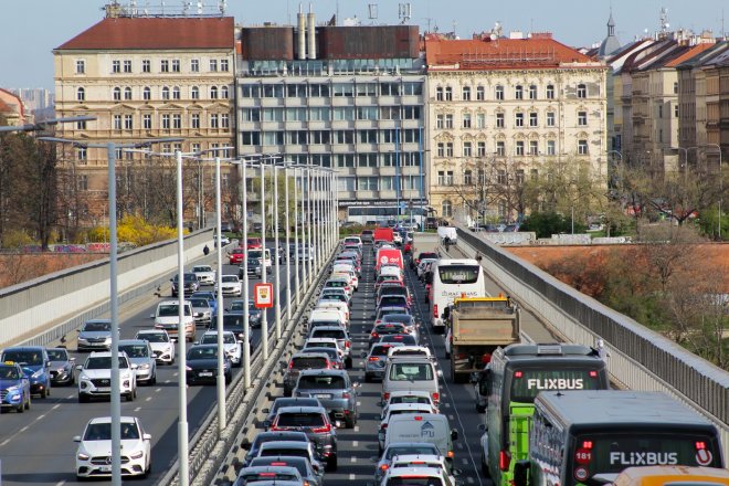 Lukáš Kovanda: Praha se plní auty. Je to problém