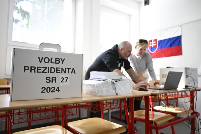 Korčok nebo Pellegrini? Slováci volí nového prezidenta