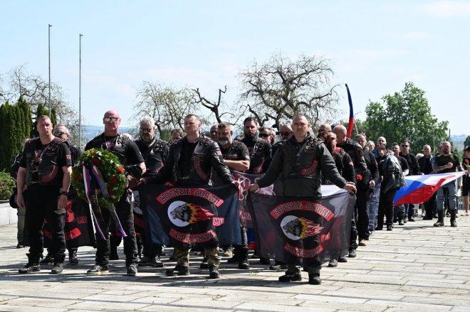 Motorkářská skupina Noční vlci v Brně