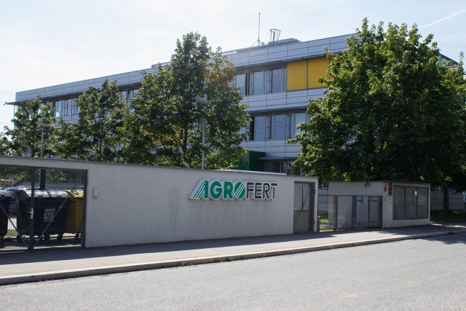 Brusel dál řeší Babiše. Agrofertu zatím zadržel část dotací