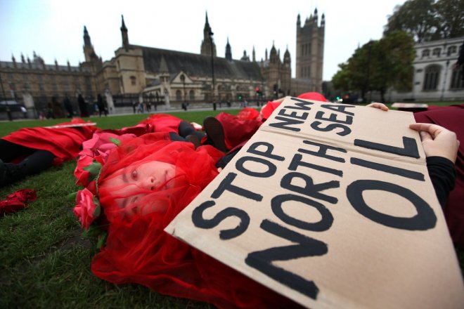 Greenpeace má platit 345 milionů dolarů za blokování ropovodu, potvrdil soudce