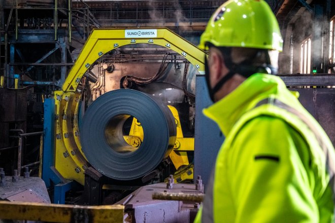Strnadova CE Industries poprvé vydělala přes miliardu