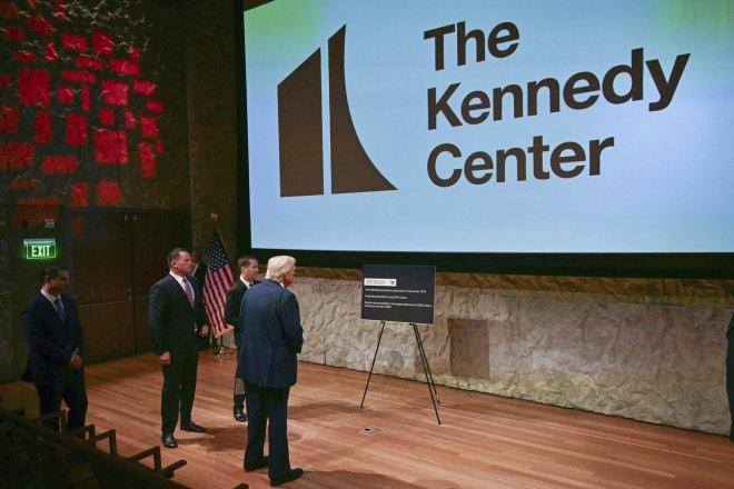 USA zveřejní na 80 tisíc stran dokumentů o Kennedym a jeho vraždě