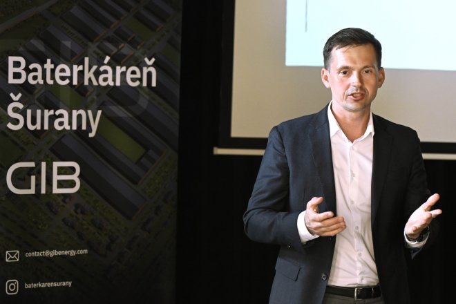 Ficův projekt první slovenské gigafactory má stavební povolení. Hlasité kritice navzdory
