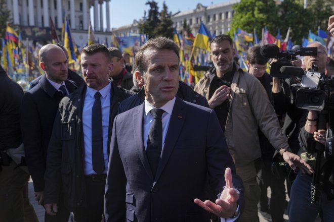 Macron: Pokud bude Rusko odmítat příměří, přitvrdíme v sankcích