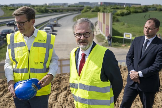 Premiér Pter Fiala na inspekci pražského okruhu