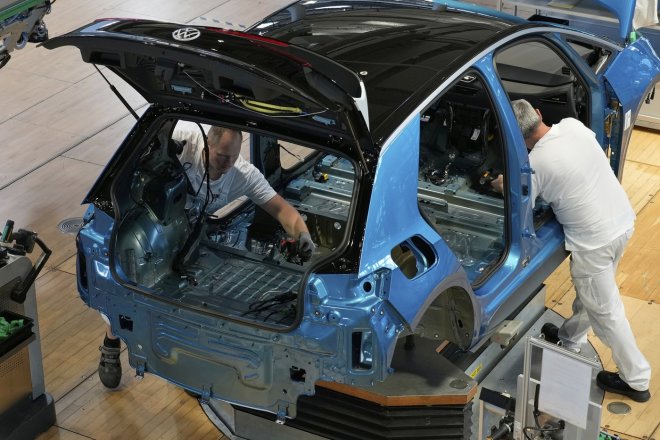 Německý průmysl bude letos místo růstu stagnovat