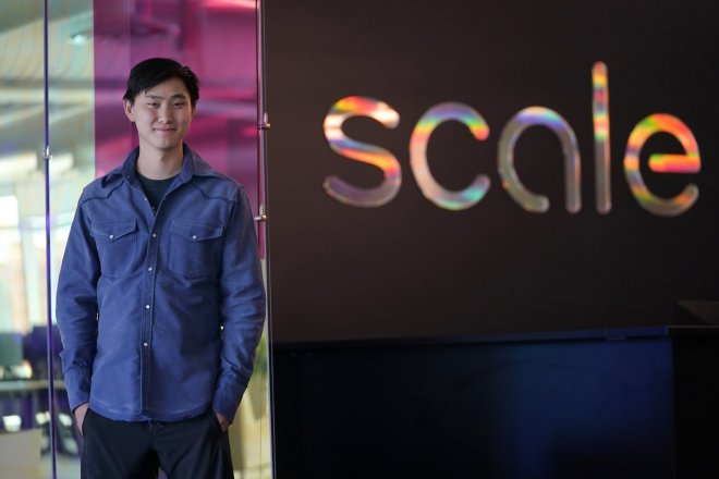 Zakladatel a bývalý CEO Scale AI Alexandr Wang přešel do Mety