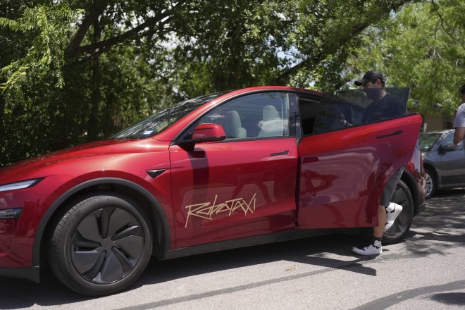 Tesla vsadila na Samsung. Objednala si u něj čipy za stamiliardy