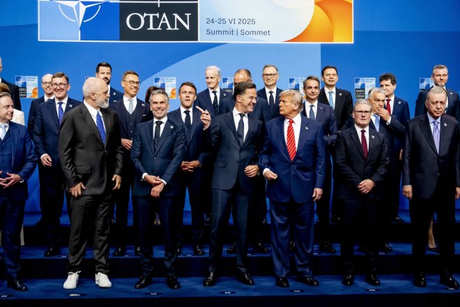 Summit NATO v Haagu začal. Trumpa si lídři předcházejí, dokonce i král