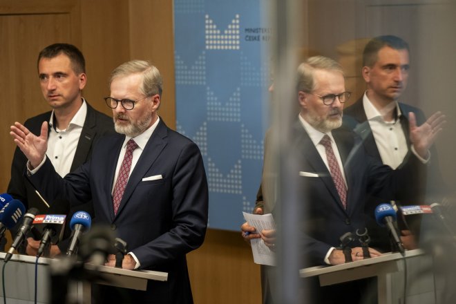 Firmy podezřelé z obcházení protiruských sankcí do detailu prověříme, zní z ministerstva