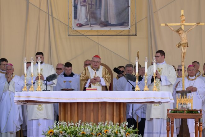 Duka se Slovákům omlouval za Čechy