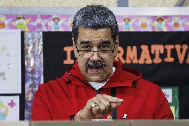 Maduro je drogový boss, tvrdí USA. Za jeho dopadení nabízejí miliardu