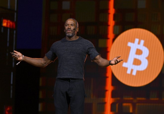 Biliony dolarů za AI přijdou vniveč, tvrdí kryptomagnát. A vyhlíží další bitcoinový jackpot